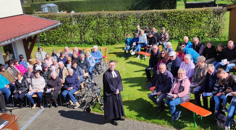 Himmelfahrt, 29. Mai, 10 Uhr, unter der Schützenhalle in Benfe