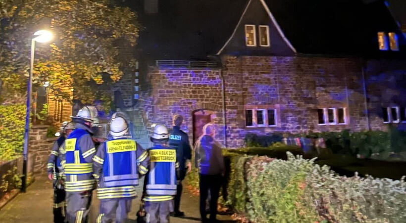 Feuerwehreinsatz an der Kirche in Erndtebrück